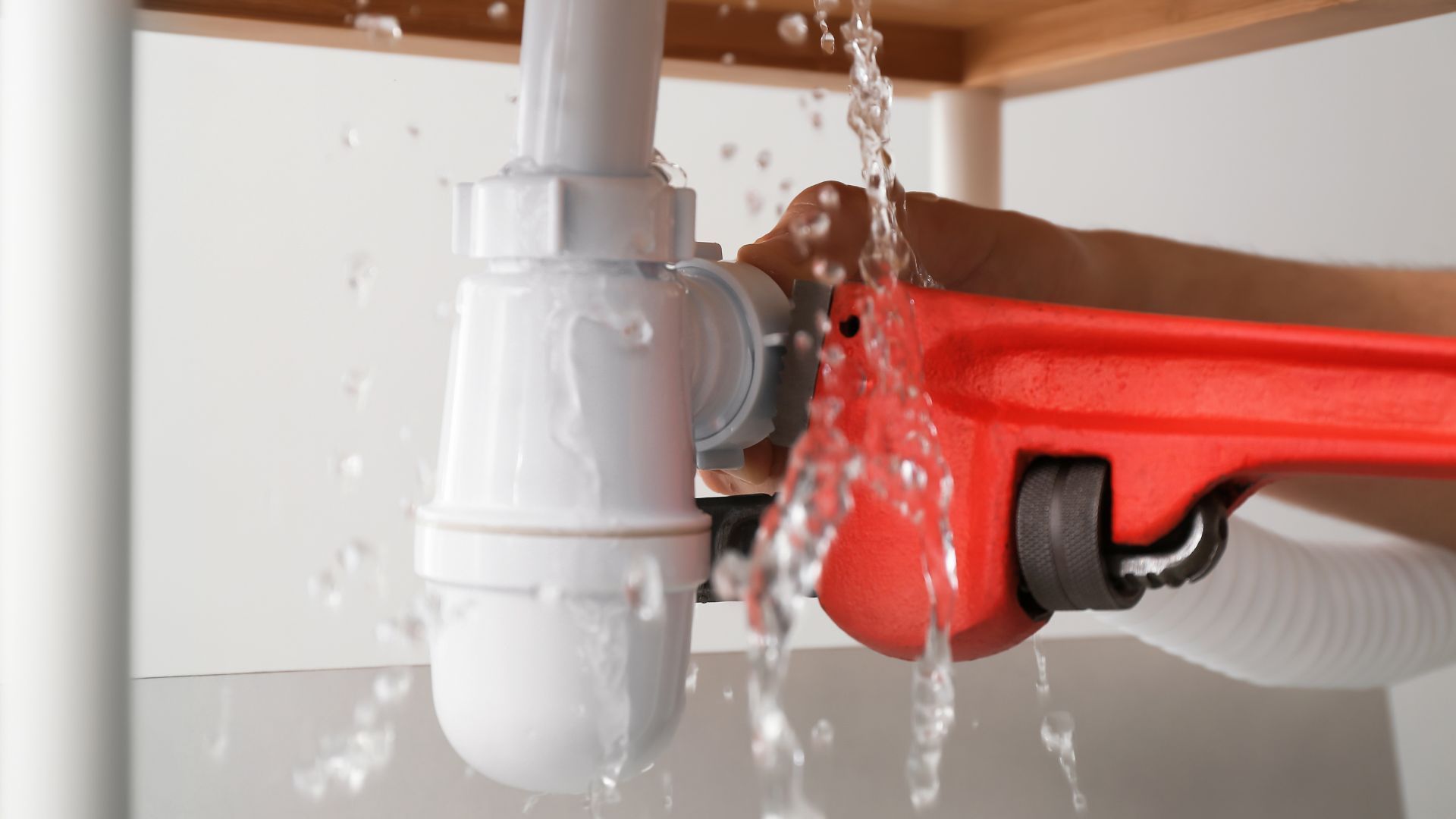 Detecting and repairing a pipe leak under sink